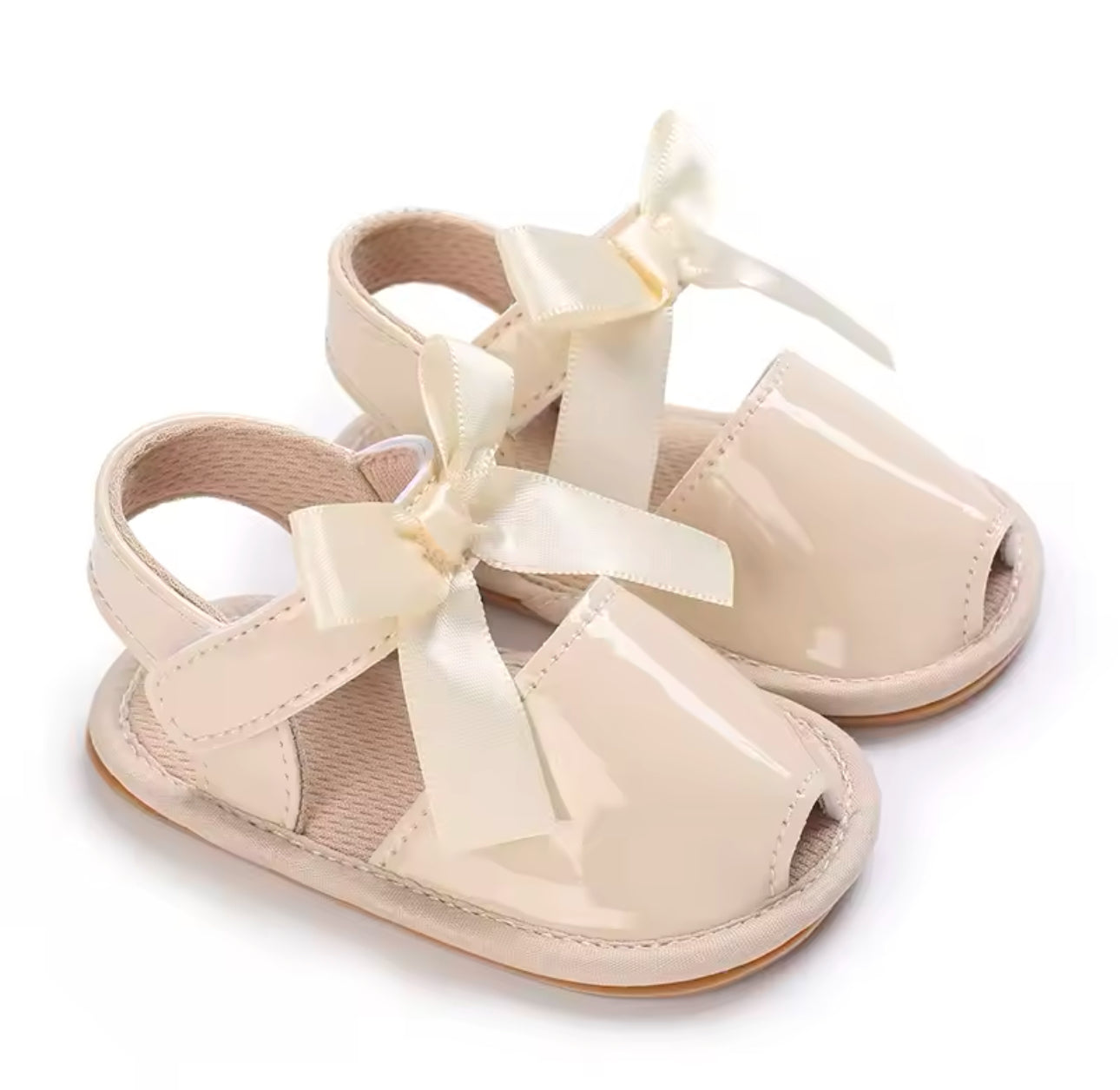 Bow sandals